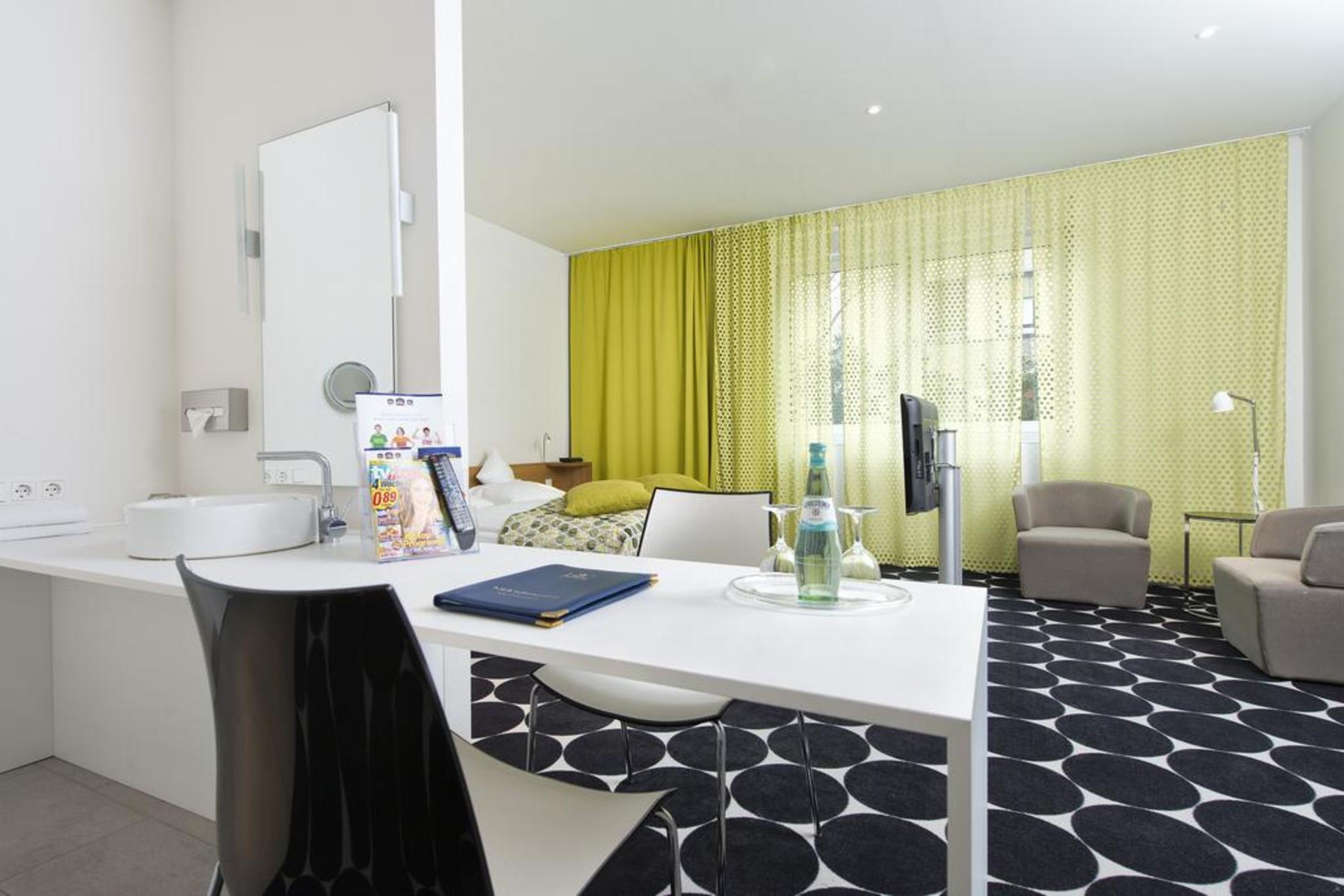 Hotel Tryp By Wyndham Frankfurt Frankfurt nad Mohanem Pokoj fotografie