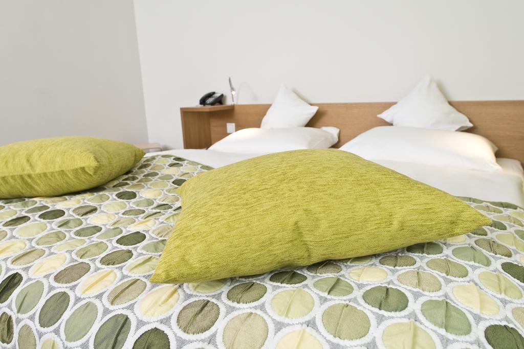 Hotel Tryp By Wyndham Frankfurt Frankfurt nad Mohanem Pokoj fotografie